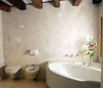 Bed & Breakfast Corte 1321 2*