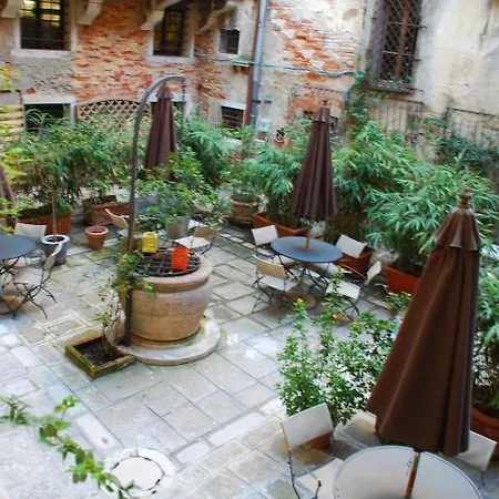 Corte 1321 2* Venice